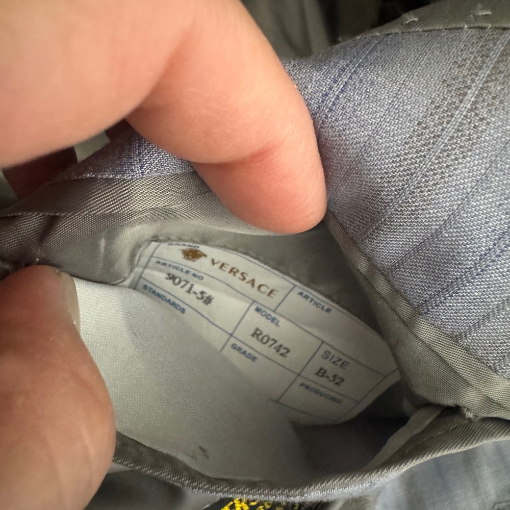 Gianni Versace Suit Mens 42R W32 Blue Pinstripe Vintage 3-Button Wool Italy - Picture 5 of 6